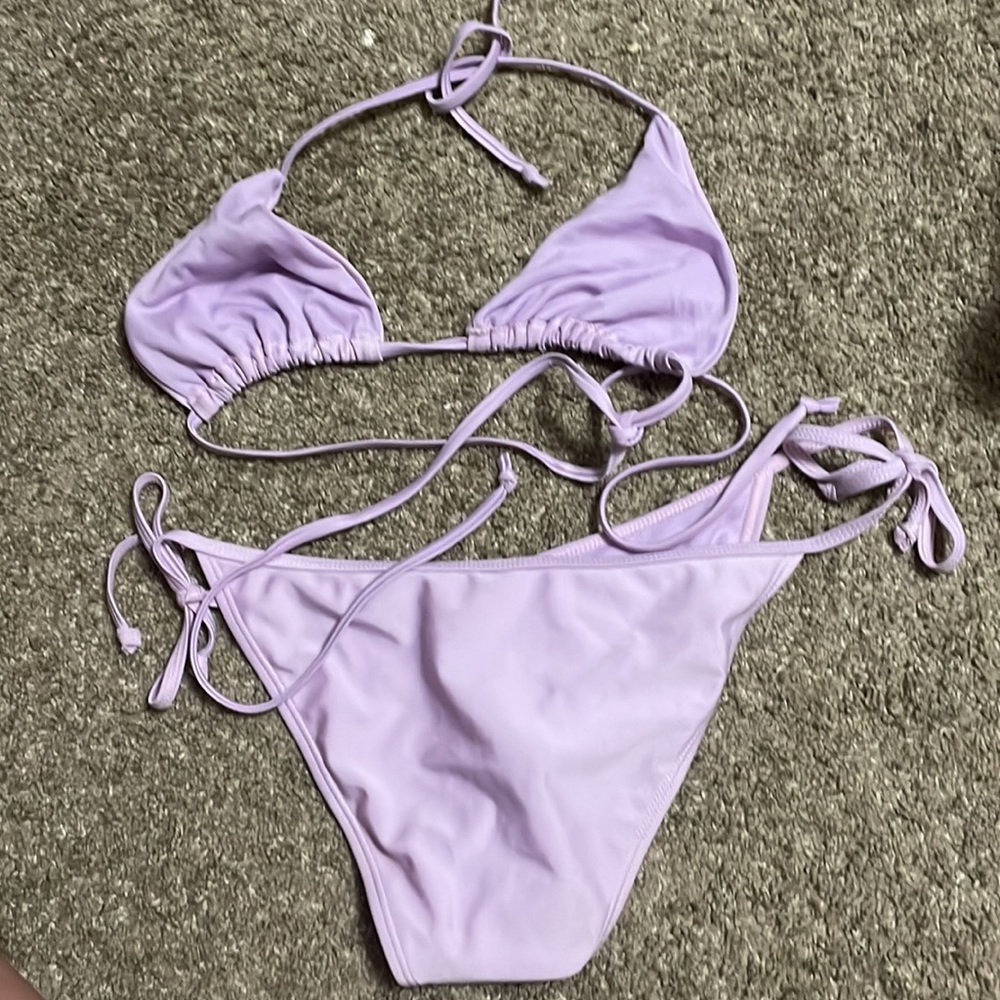 Bikini set - Picture 2 of 2